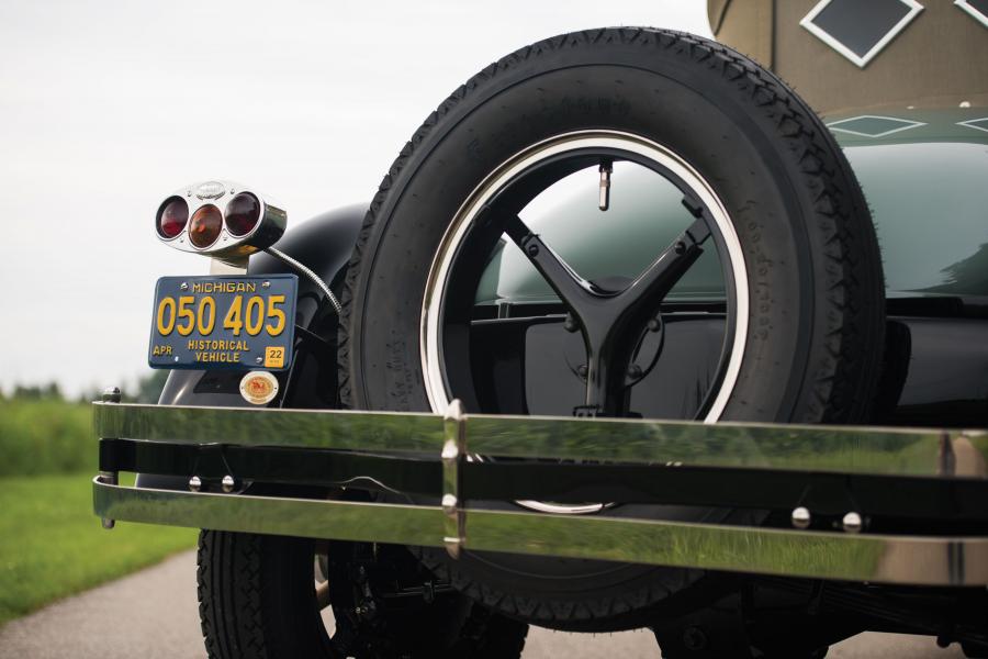 Детали экстерьера Marmon Model 34C Sport Speedster 1924 года  (фото 12 из 30)